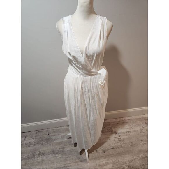 Vince white Sleeveless Double V-neck Wrap Dress Size Small - Picture 7 of 11